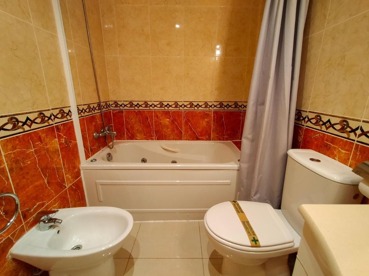 Acv - Vistamar Ii-1ª Linea Planta 5 Norte Appartement Oropesa del Mar Buitenkant foto